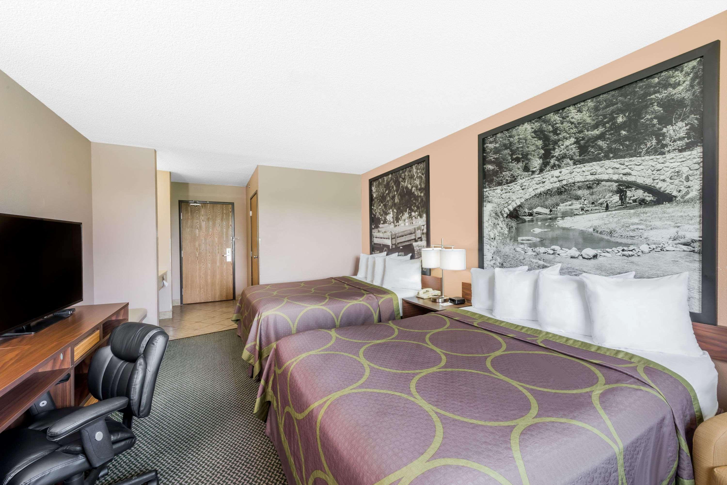 Super 8 By Wyndham Winfield-Quail Ridge Area Hotell Eksteriør bilde