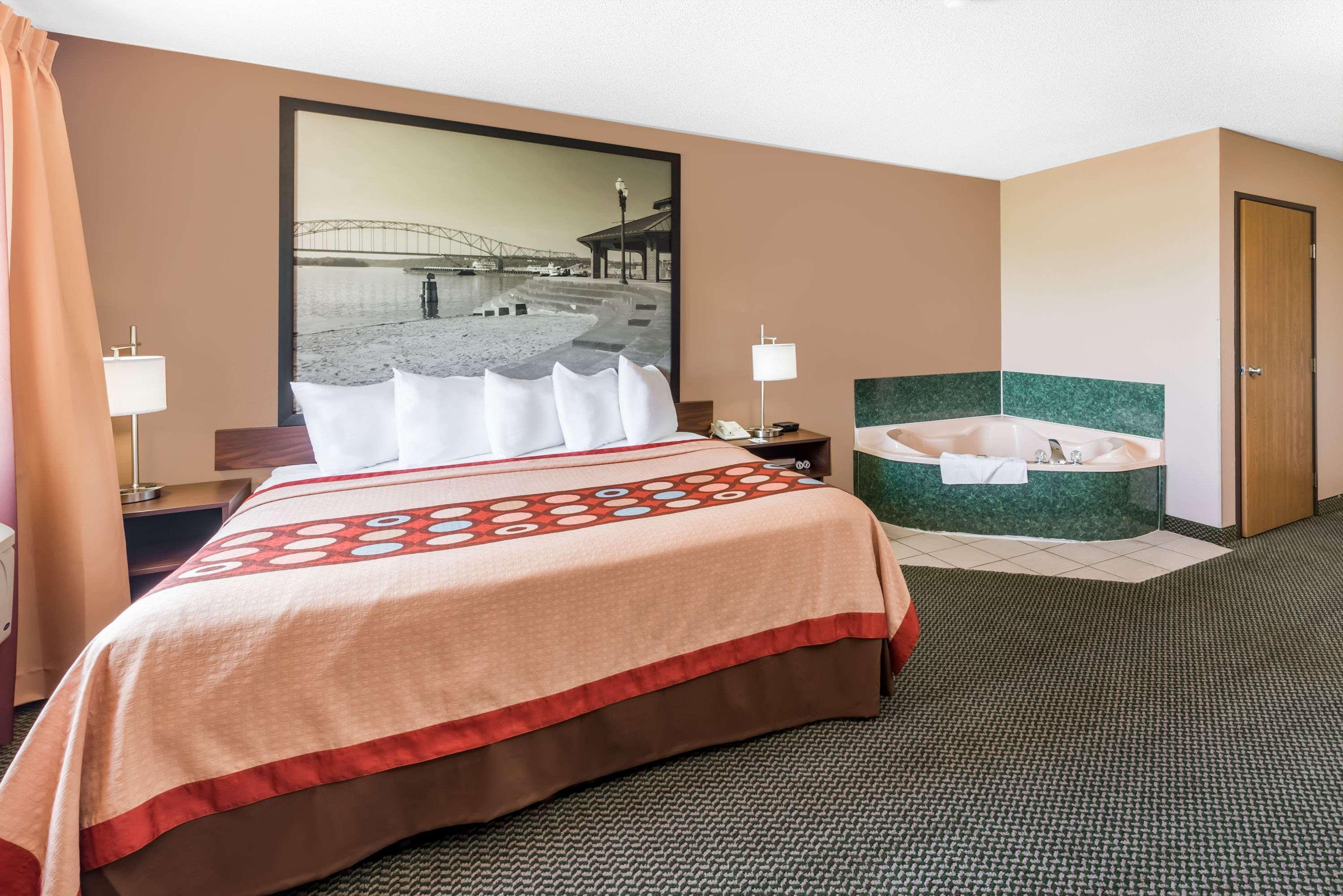 Super 8 By Wyndham Winfield-Quail Ridge Area Hotell Eksteriør bilde